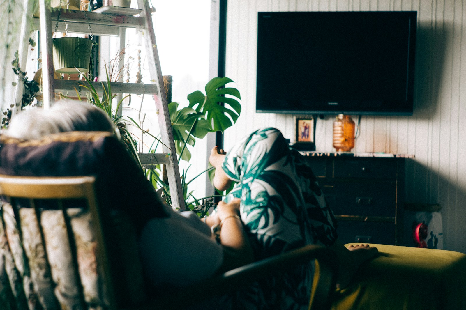 Frustrated viewer waiting for IPTV to stop buffering